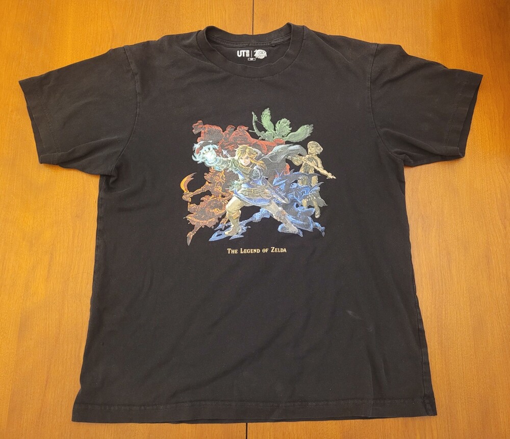Uniqlo Shirt Mens Black Legend Of Zelda Tears Of The Kingdom Graphic Tee Small